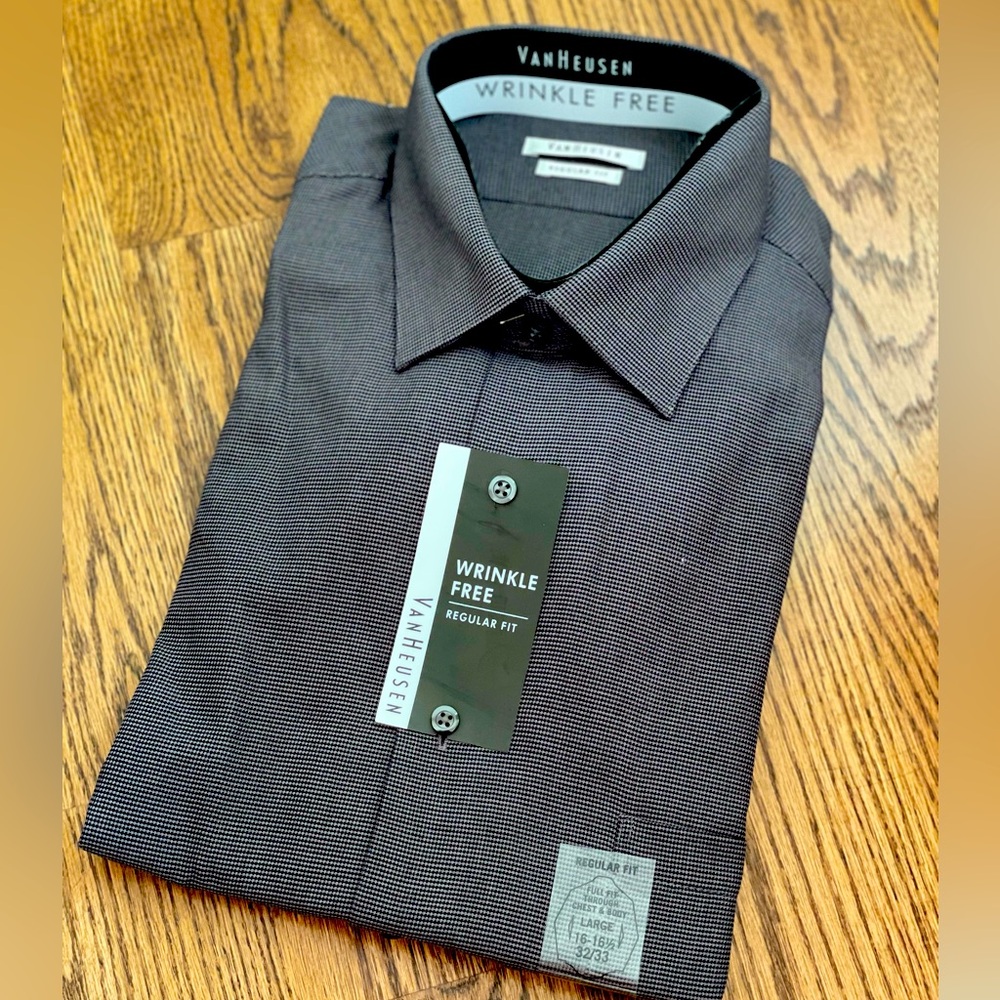 BRAND NEW!! Van Heusen wrinkle free Large (16-16.5) charcoal Button Down shirt